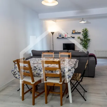 Verso 47 Apartment *